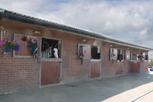 stables front 2560x